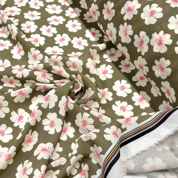 Tissu fleurs sur fond kaki coupon 100 x 140cm Tissu fleurs sur fond kaki coupon 100 x 140cm