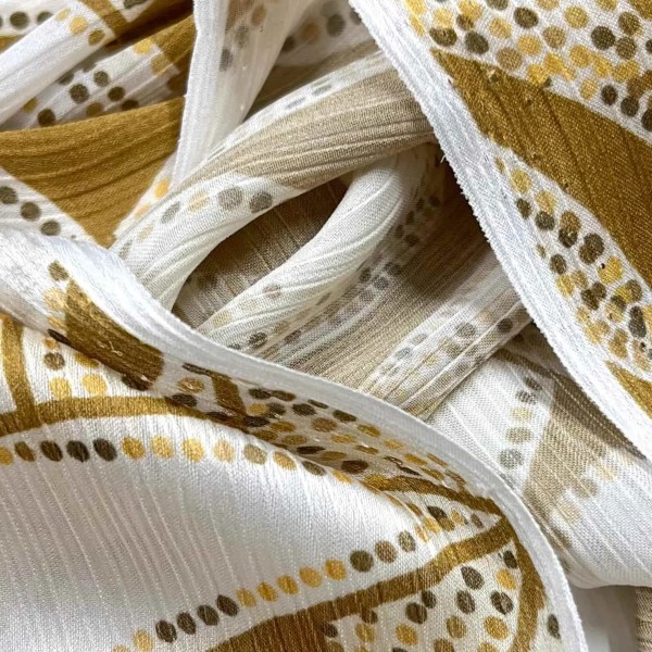 Tissu polyester feuilles vert Coupon 300 X 150 cm Tissu polyester feuilles vert Coupon 300 X 150 cm