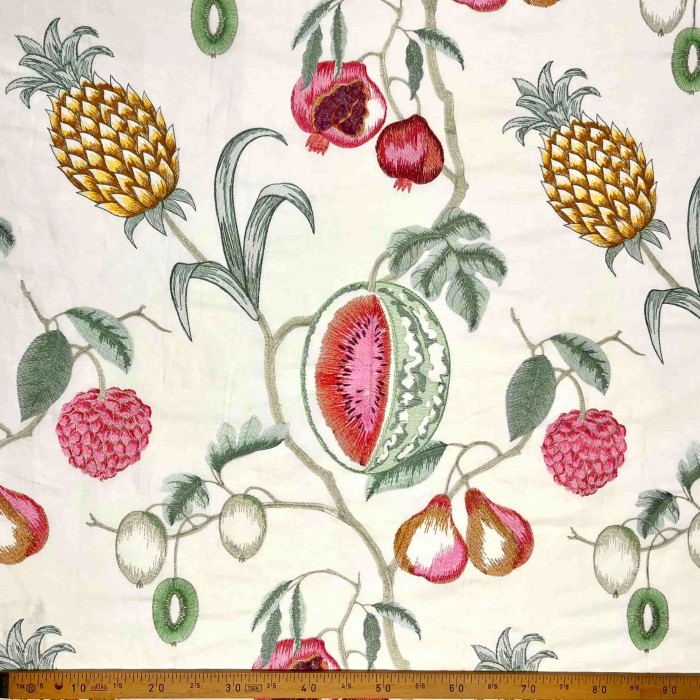 Tissu Lin viscose brodé AKONO fond Blanc - Tissu d'éditeur Tissu Lin viscose brodé AKONO fond Blanc - Tissu d'éditeur