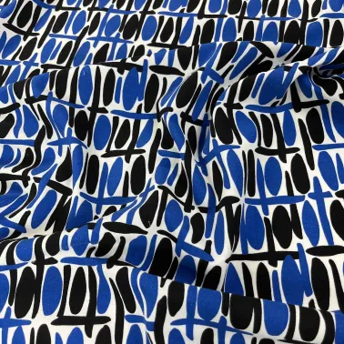 Tissu polyester cubic bleu blanc noir