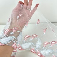 Dentelle lys blanc rose 18cm