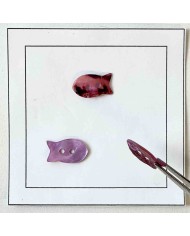 Bouton nacre poisson violet