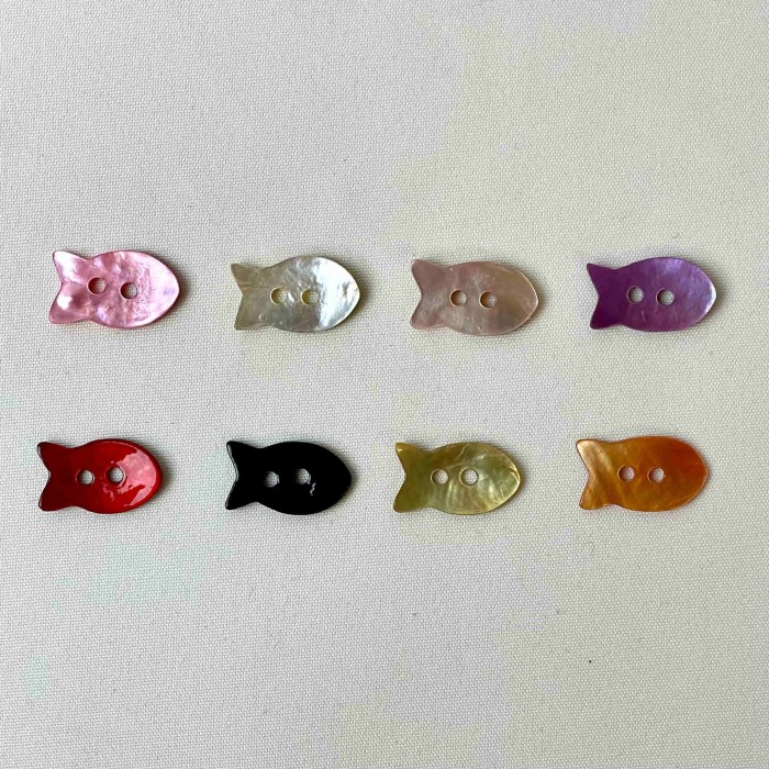 Bouton nacre poisson violet Bouton nacre poisson violet