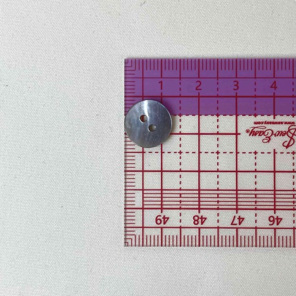 Bouton nacre rond bleu Bouton nacre rond bleu