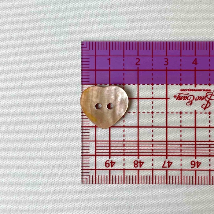 Bouton nacre cœur orange