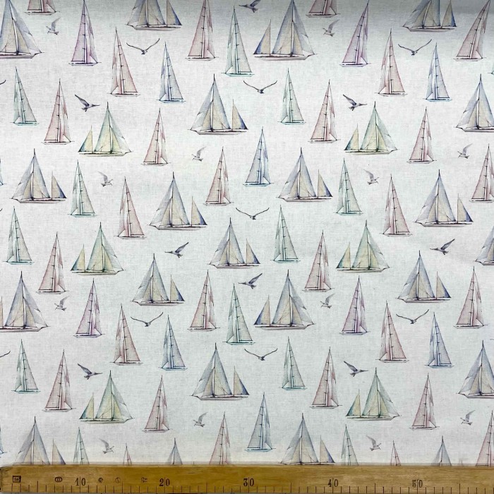 Toile enduite blanche à imprimé bateau