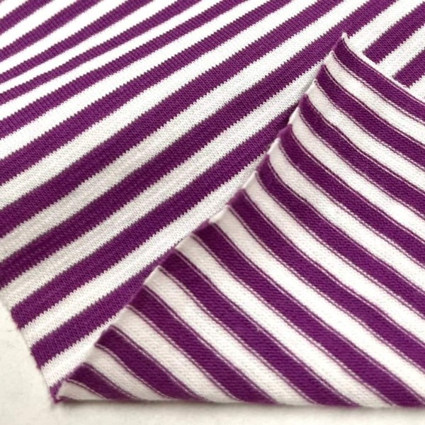 Tissu jersey coton à rayures violet blanc Tissu jersey coton à rayures violet blanc