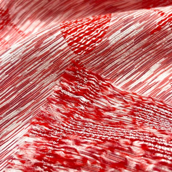 Tissu viscose soie broché rouge - Haute couture Tissu viscose soie broché rouge - Haute couture