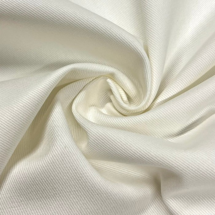 Tissu sergé coton blanc cassé Haute couture