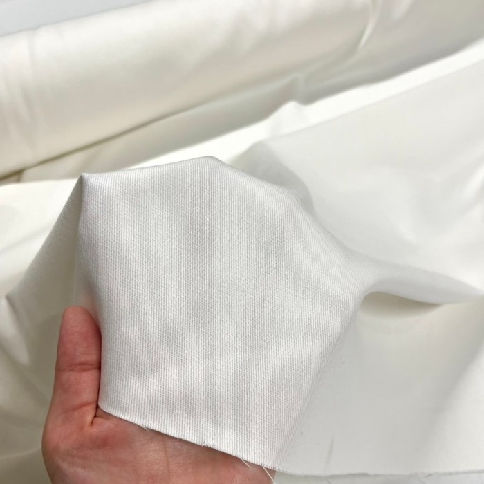 Tissu sergé coton blanc cassé Haute couture