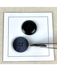 Bouton plastique effet bois bleu 22mm Bouton plastique effet bois bleu 22mm