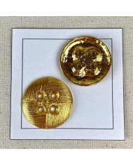 Bouton métal lourd rayé doré L 32mm Bouton métal lourd rayé doré L 32mm