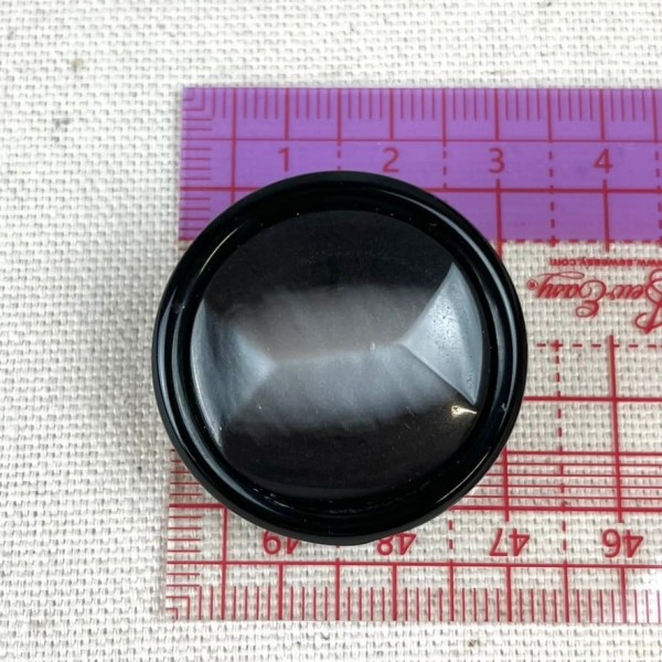 Bouton plastique bijou noir 31mm Bouton plastique bijou noir 31mm