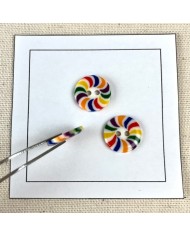 Bouton plastique rond arc-en-ciel S 16mm Bouton plastique rond arc-en-ciel S 16mm