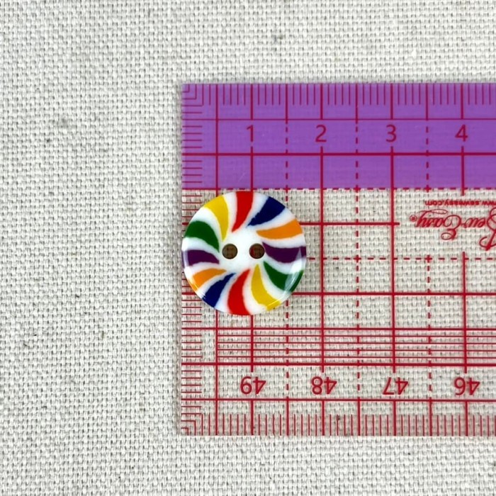 Bouton plastique rond arc-en-ciel M 17mm Bouton plastique rond arc-en-ciel M 17mm