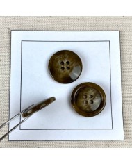 Bouton plastique marbré marron foncé 22mm Bouton plastique marbré marron foncé 22mm