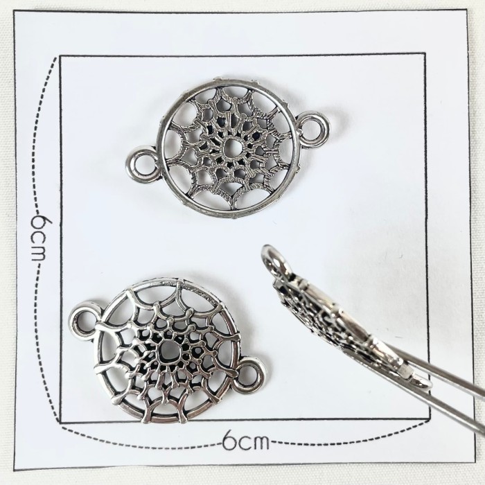 Charm rond attrape-rêve argenté