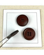 Bouton en cuir uni marron foncé L 23mm