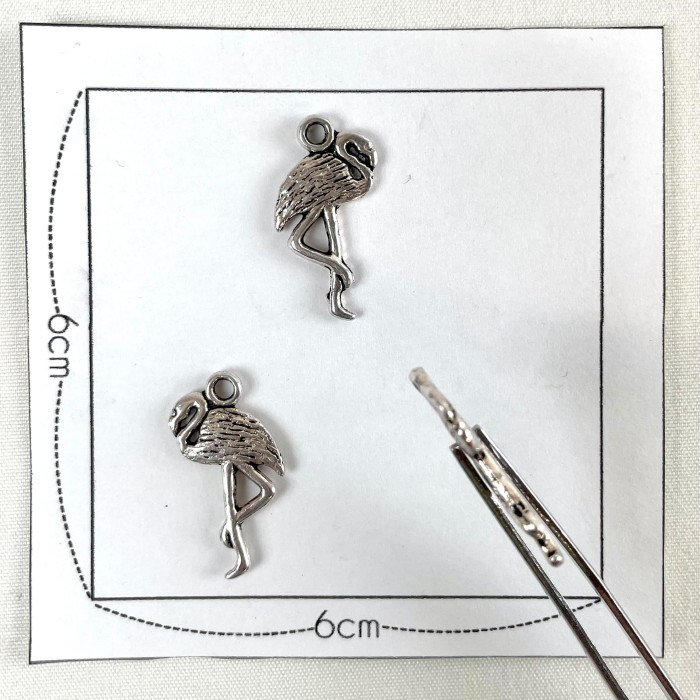 Charm flamand rose argentée