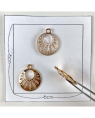 Charm rond fantaisie doré