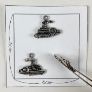 Charm navire argenté