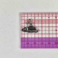 Charm navire argenté