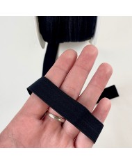 Biais élastique pré-plié satiné noir 15mm Biais élastique pré-plié satiné noir 15mm