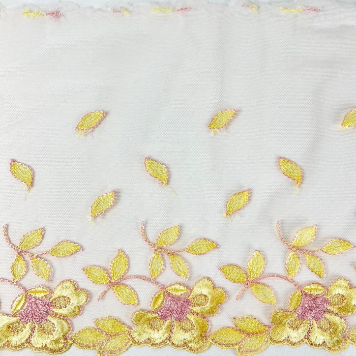 Dentelle fleurs jaunes sur tulle pêche 21cm