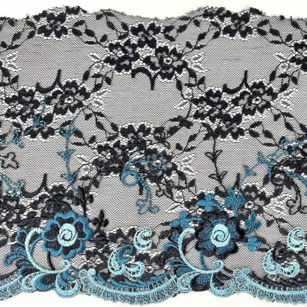 Dentelle fleurs bleus sur tulle noir 21cm Dentelle fleurs bleus sur tulle noir 21cm