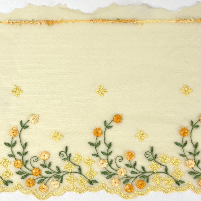 Dentelle fleurs oranges verts sur tulle jaune 21cm