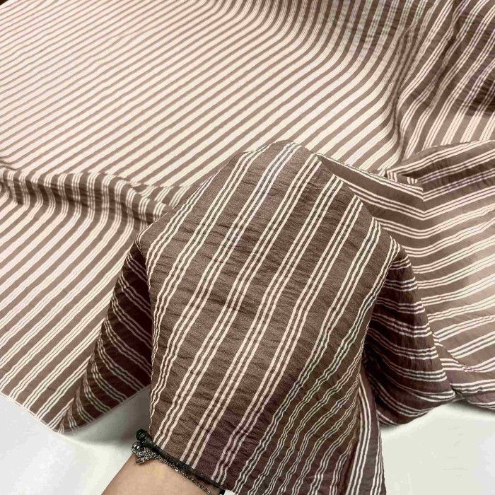 Tissu viscose à rayure multicolore Tissu viscose à rayure multicolore