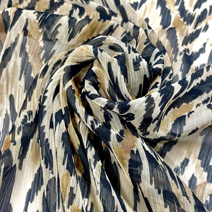 Tissu voile de polyester imprimé animal multicolore