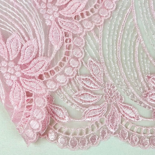 Dentelle vagues roses sur tulle rose 25.5cm Dentelle vagues roses sur tulle rose 25.5cm