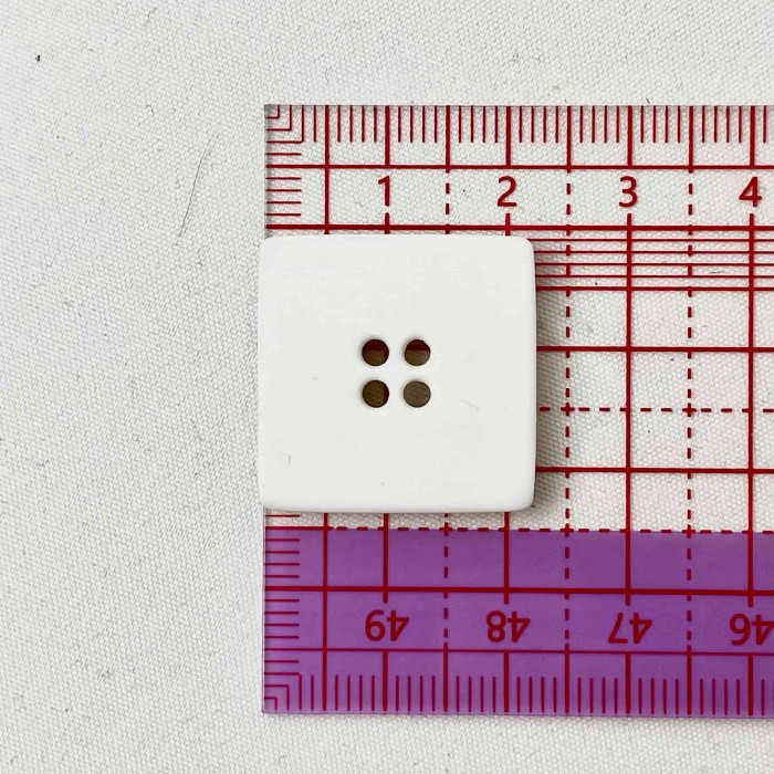 Bouton plastique matte carré uni blanc 22mm