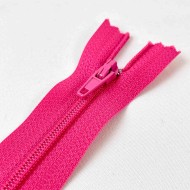 Fermeture non séparable rose en nylon 14cm