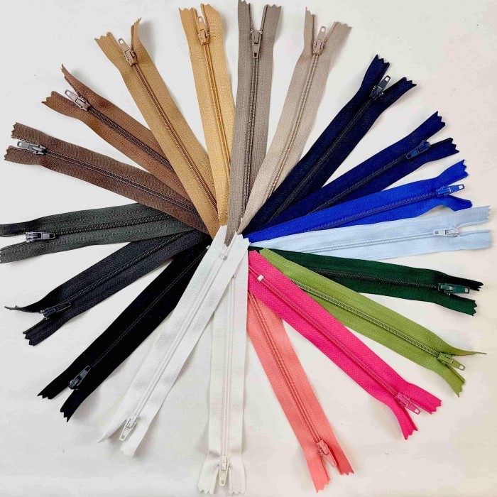 Fermeture non séparable rose en nylon 14cm