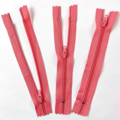 Fermeture non séparable rose corail en nylon 14cm