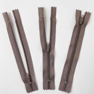 Fermeture non séparable taupe foncé en nylon 14cm