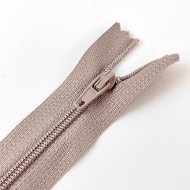 Fermeture non séparable taupe en nylon 14cm