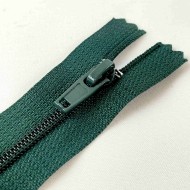 Fermeture non séparable vert foncé en nylon 14cm