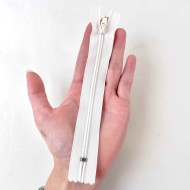 Fermeture non séparable écru en nylon 14cm