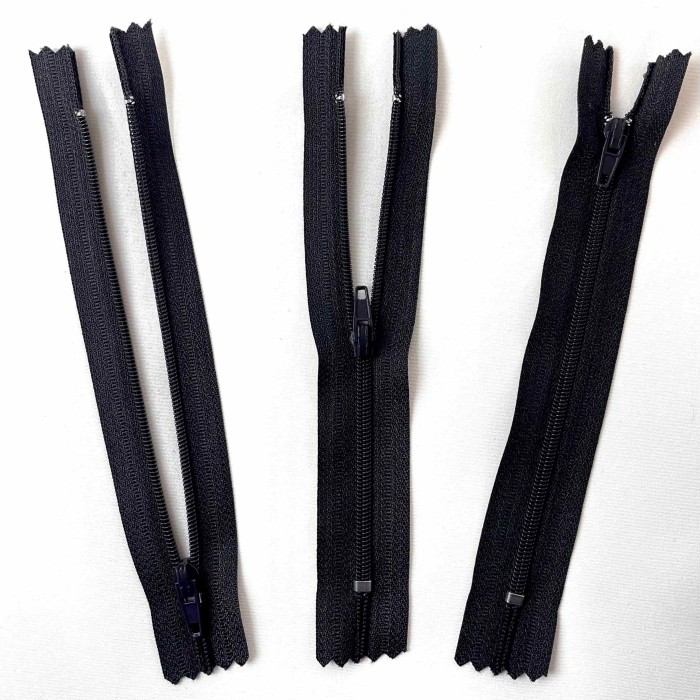 Fermeture non séparable anthracite foncé en nylon 14cm