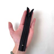 Fermeture non séparable anthracite foncé en nylon 14cm