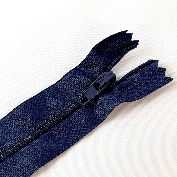 Fermeture non séparable marine foncé en nylon 14cm