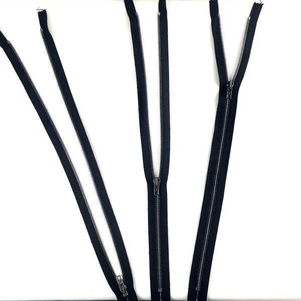 Fermeture non séparable noir en métal 45 cm Fermeture non séparable noir en métal 45 cm