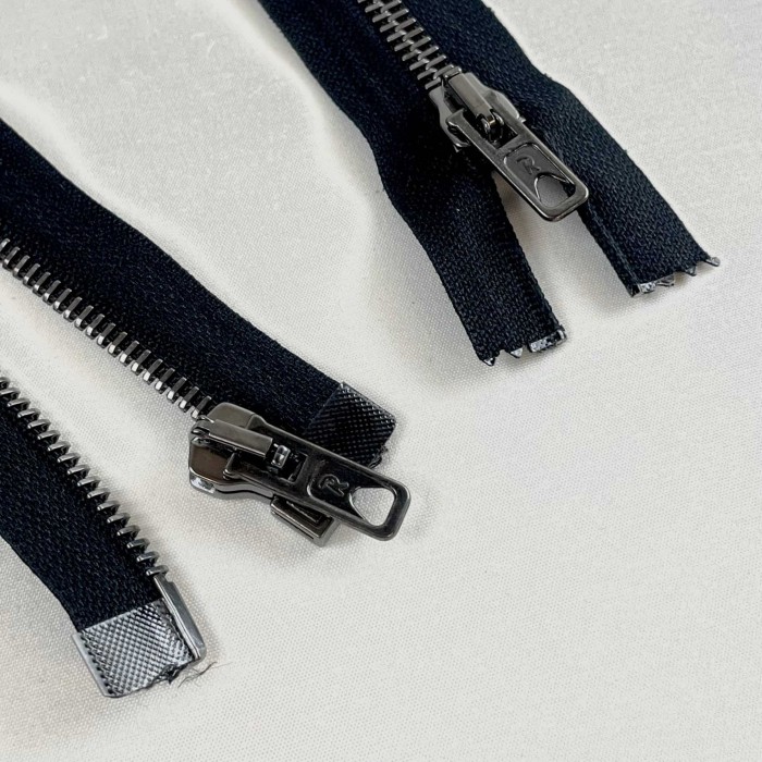 Fermeture séparable noir en métal 53 cm