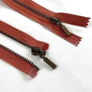 Fermeture séparable argile en métal 58 cm Fermeture séparable argile en métal 58 cm