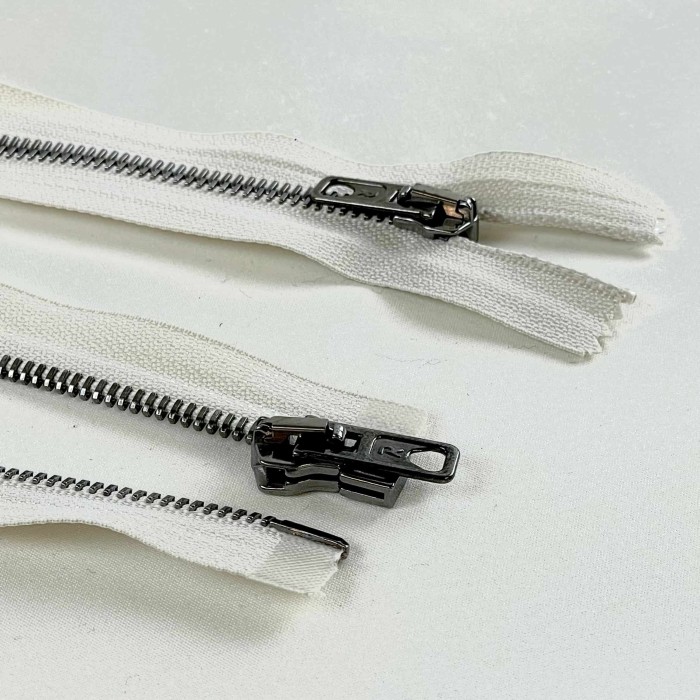 Fermeture séparable blanc en métal 65cm Fermeture séparable blanc en métal 65cm