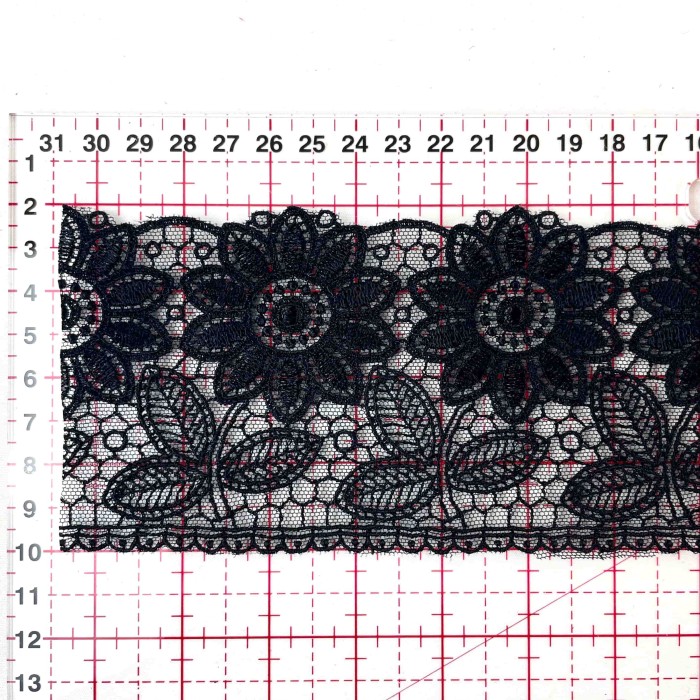 Dentelle noire à motifs floraux ajouré 8 cm