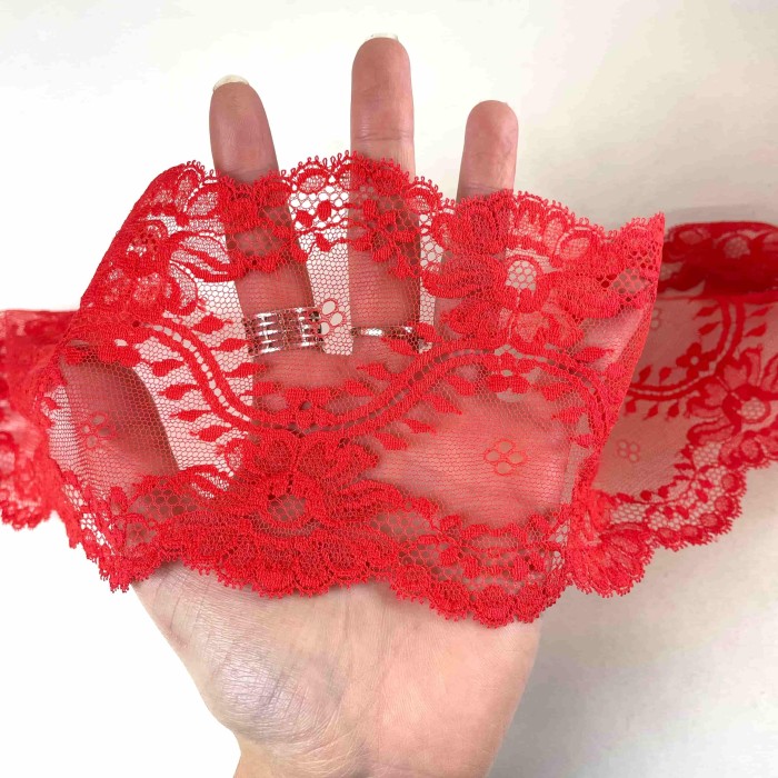 Dentelle rouge corail à motifs floraux ajourés 11 cm